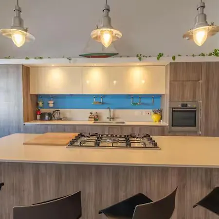 Spinola Seafront Loft Deluxe