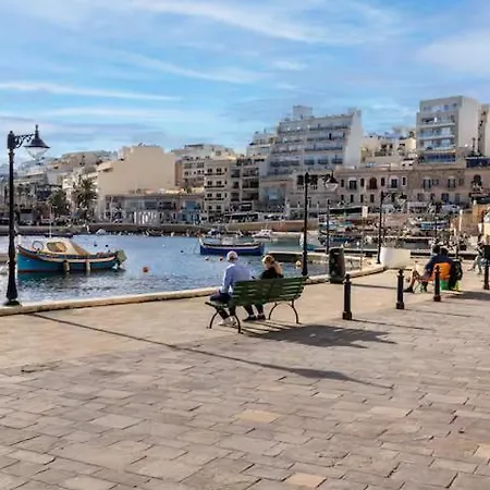 Spinola Seafront Loft Deluxe Apartment