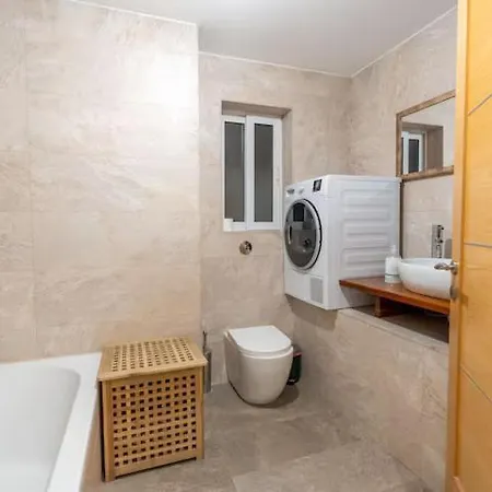 Spinola Seafront Loft Deluxe * San Ġiljan