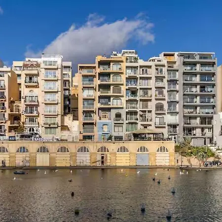 Spinola Seafront Loft Deluxe San Ġiljan
