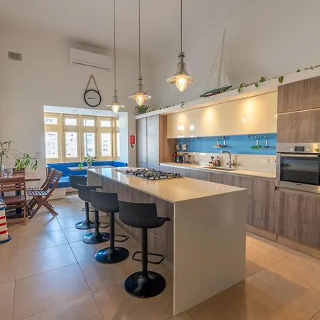 Apartment Spinola Seafront Loft Deluxe