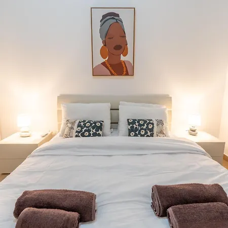 Spinola Seafront Loft Deluxe Apartment *