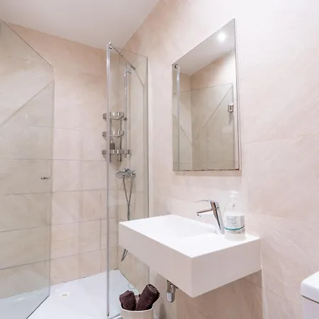 Spinola Seafront Loft Deluxe Apartment *