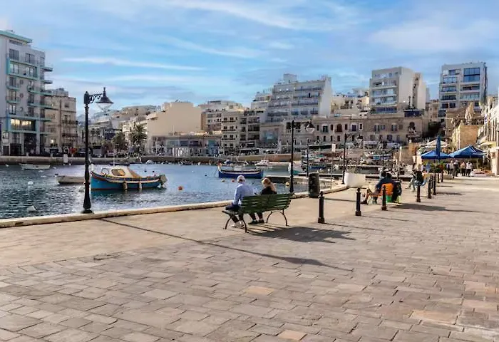 Spinola Seafront Loft Deluxe 公寓