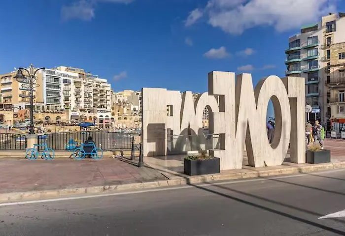 Spinola Seafront Loft Deluxe *