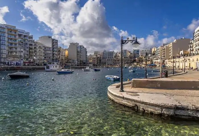 Spinola Seafront Loft Deluxe *