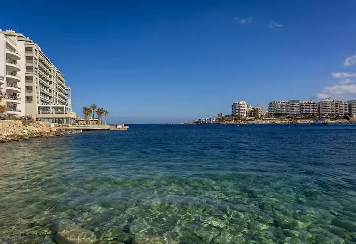 Spinola Seafront Loft Deluxe *